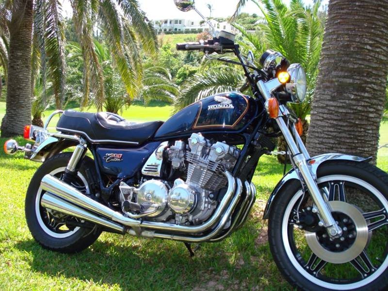 Honda Cb 900 Custom
