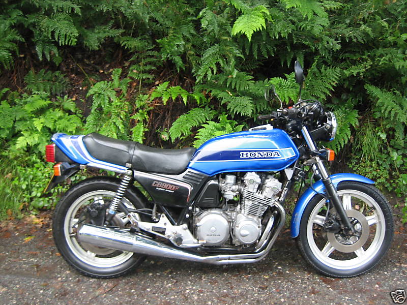 Honda Cb 900 Custom