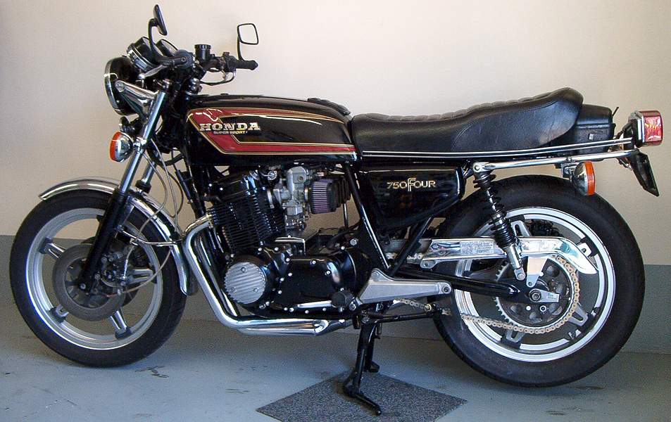 Honda Cb F2