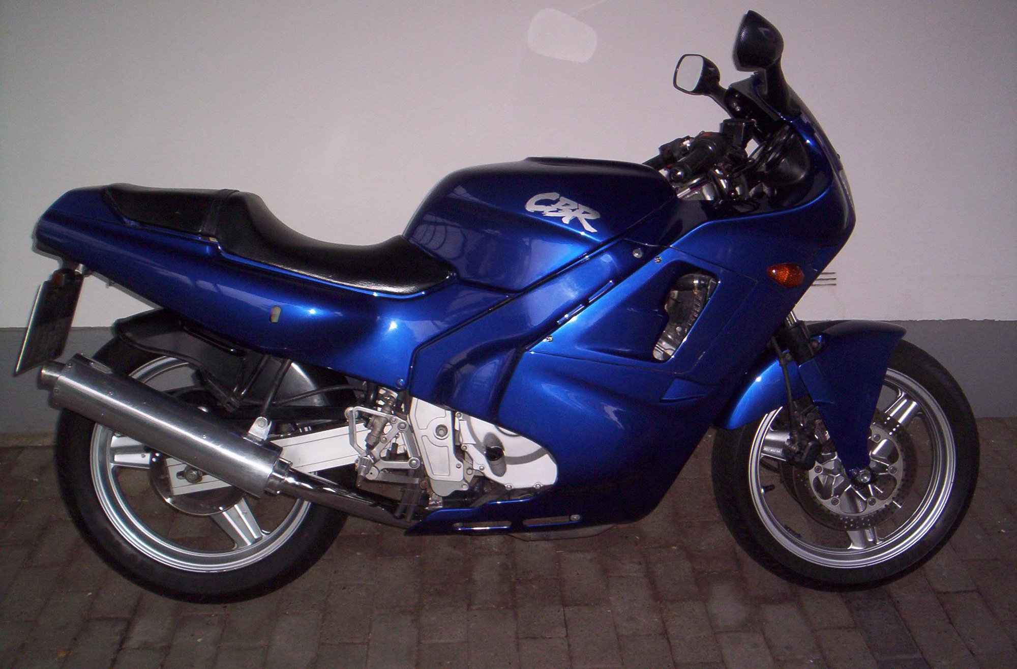 Honda Cbr 400 Aero