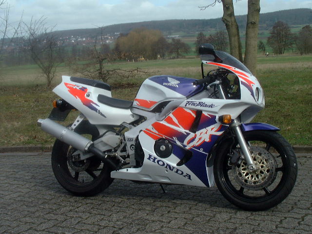 Honda Cbr 400 Aero