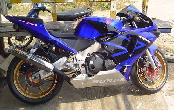 Honda Cbr 400cc