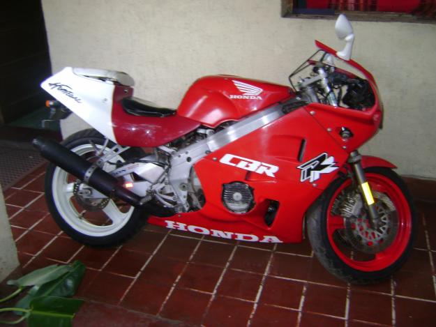 Honda Cbr 400cc