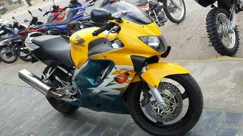 Honda Cbr 600 F Ultima Light