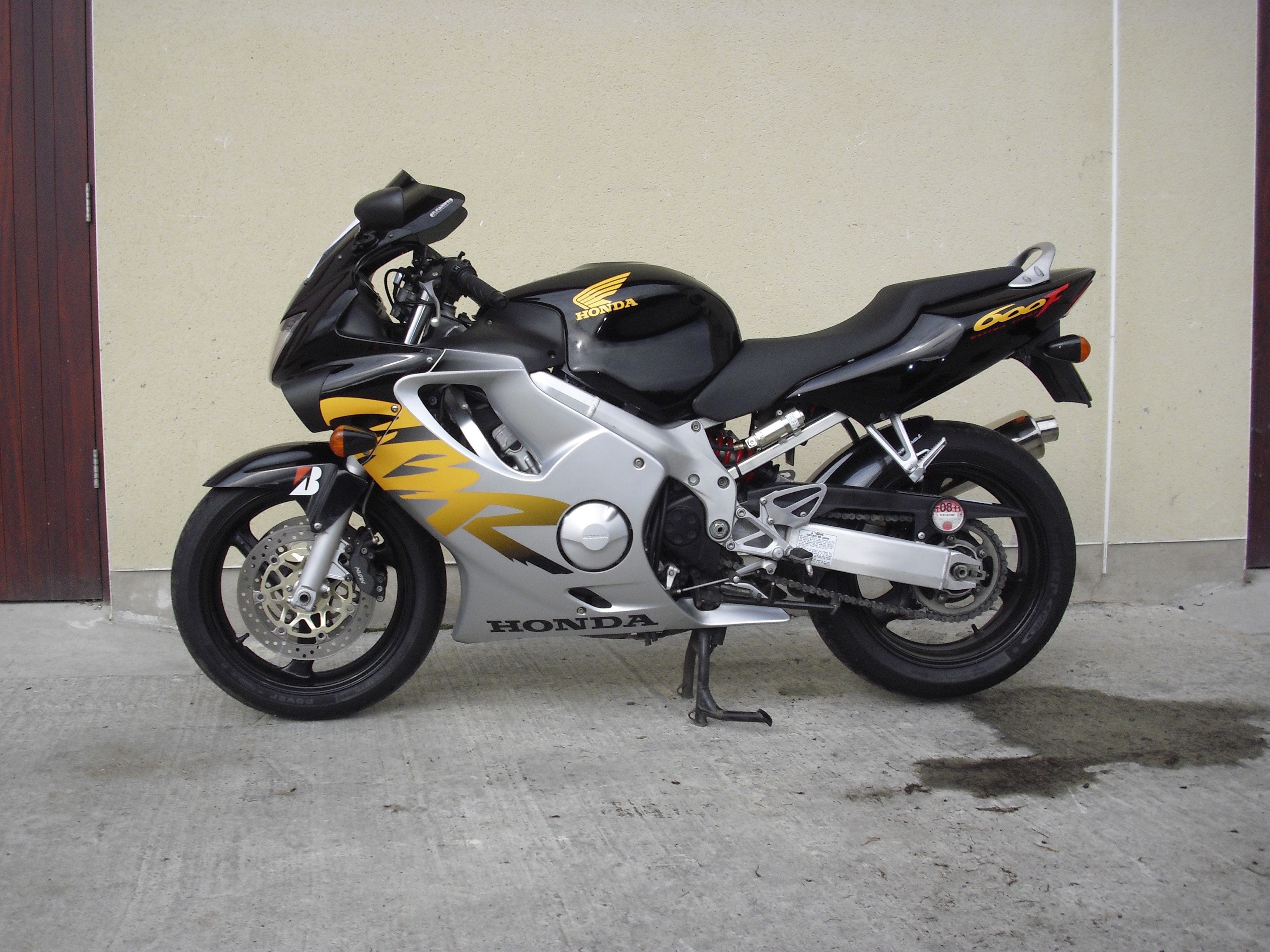 Honda Cbr 600 F Ultima Light