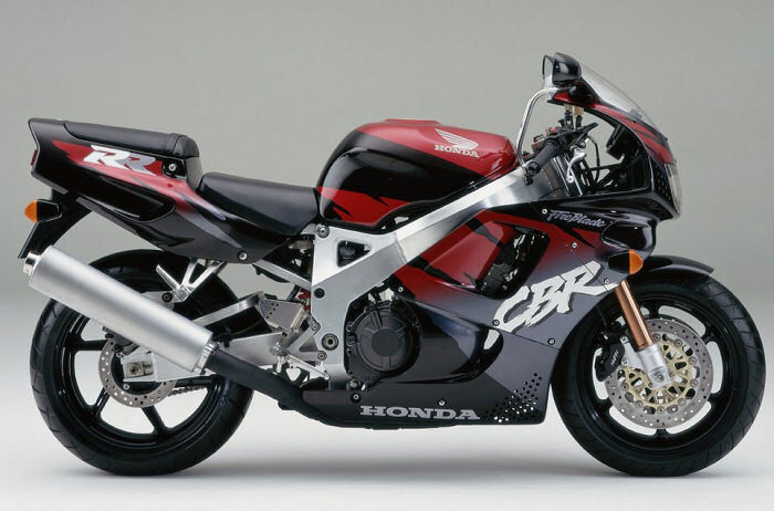 Honda Cbr 700