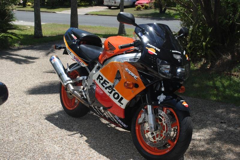 Honda Cbr 900