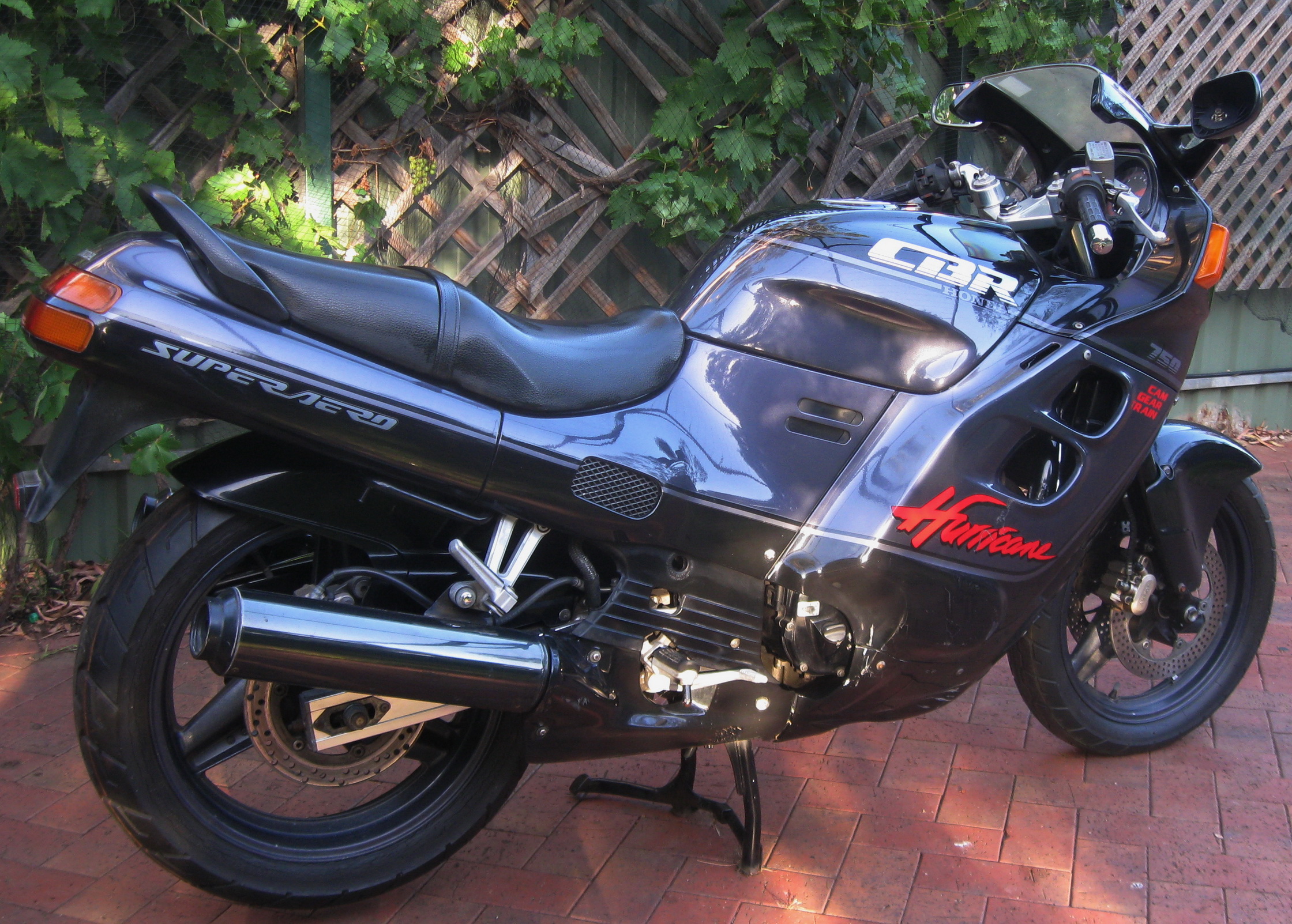 Honda Cbr Hurricane
