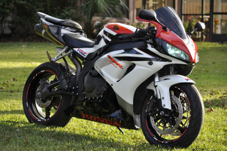 Honda Cbr1000rr Custom