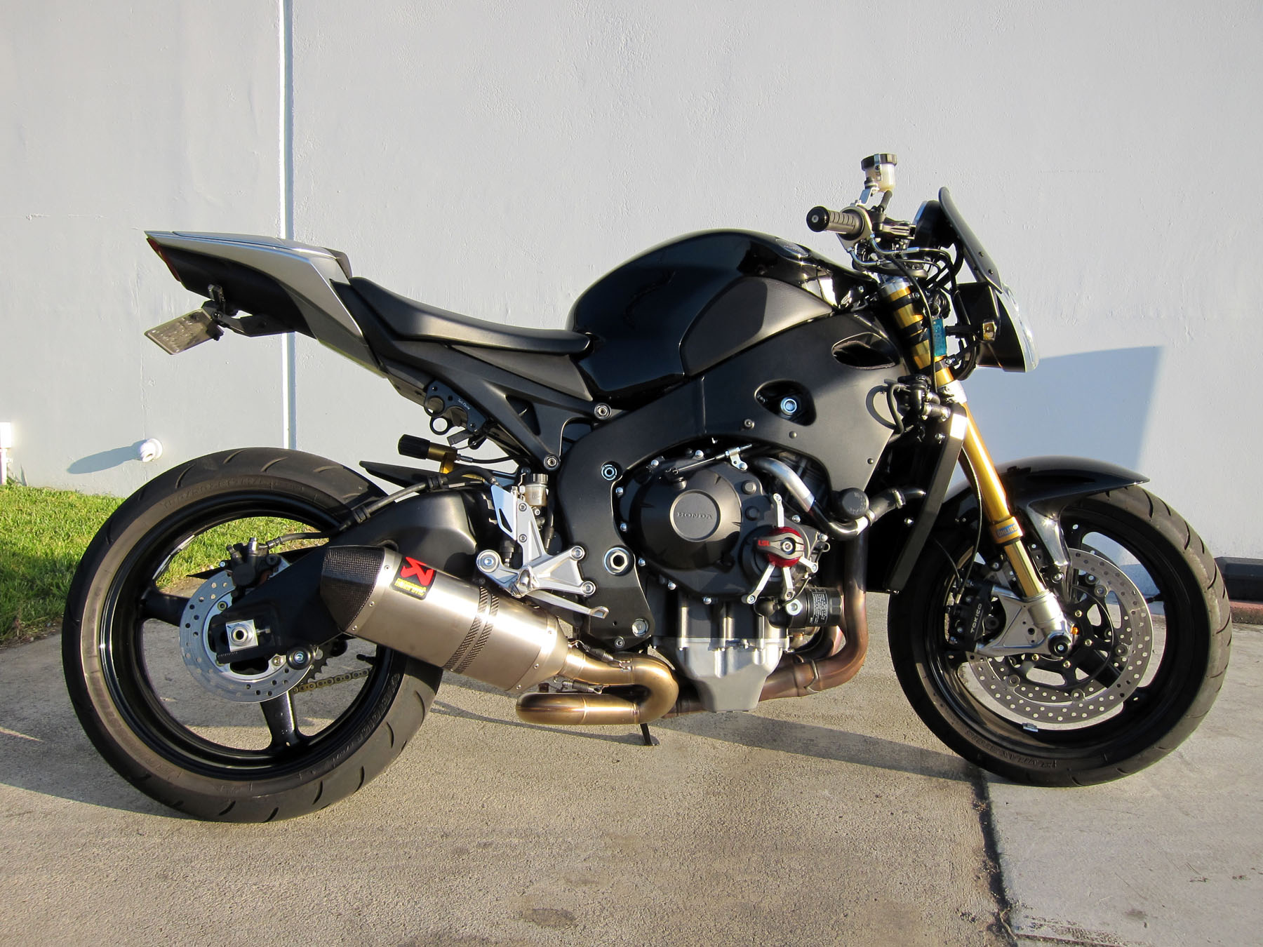 Honda Cbr1000rr Streetfighter