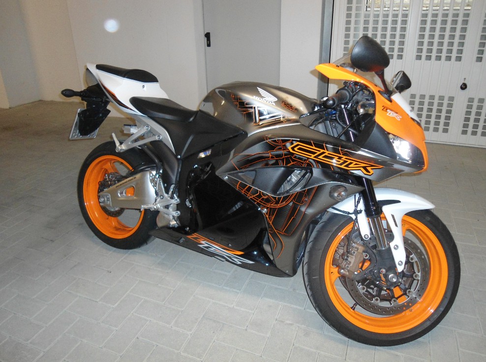 Honda Cbr600rr Leyla Edition
