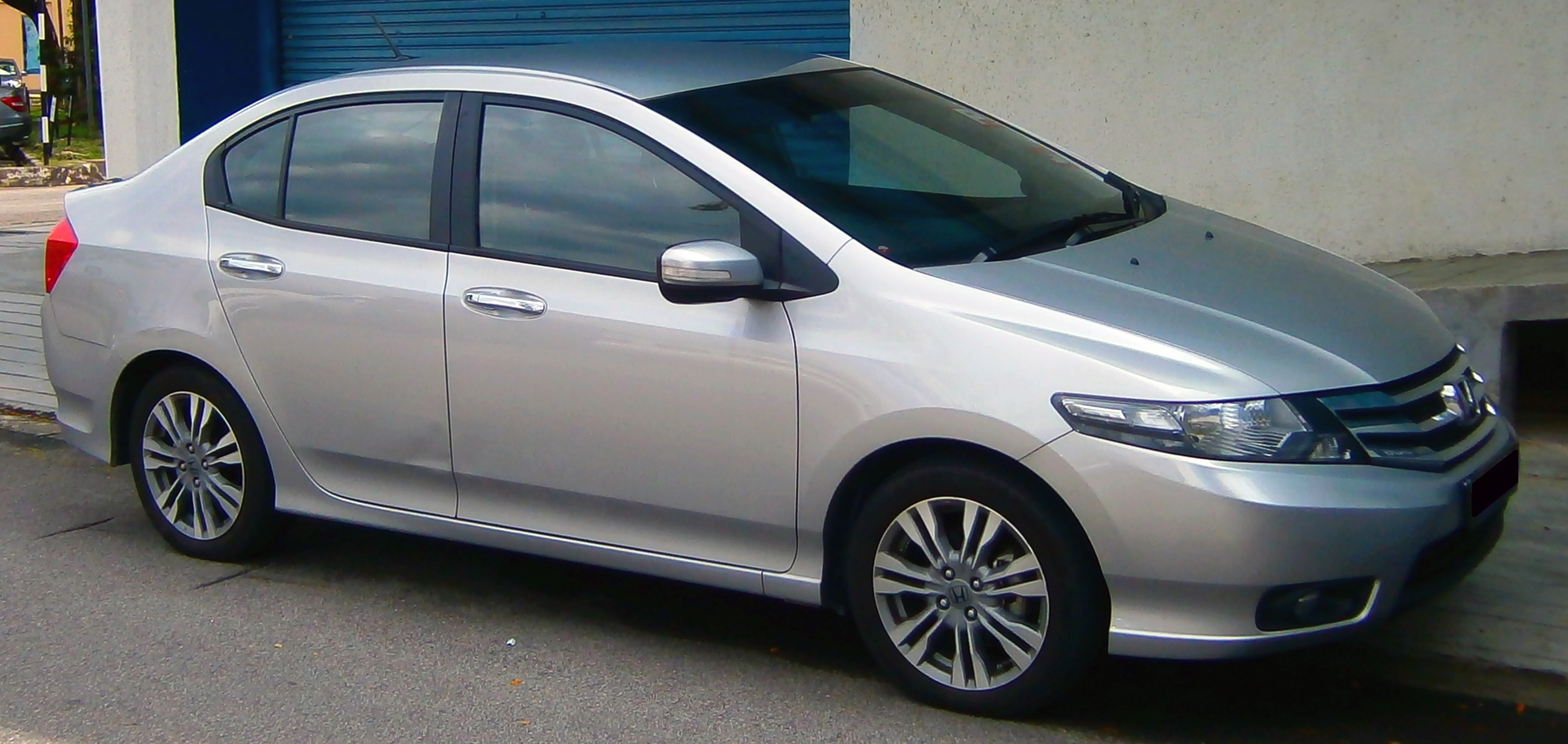 Honda City E