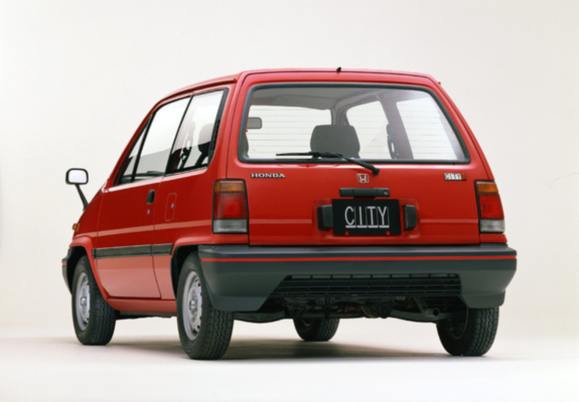 Honda City R