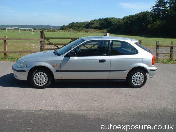 Honda Civic 1.4i S