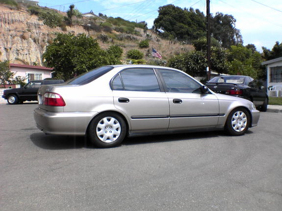 Honda Civic 4 Door 2000