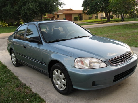 Honda Civic 4 Door 2000