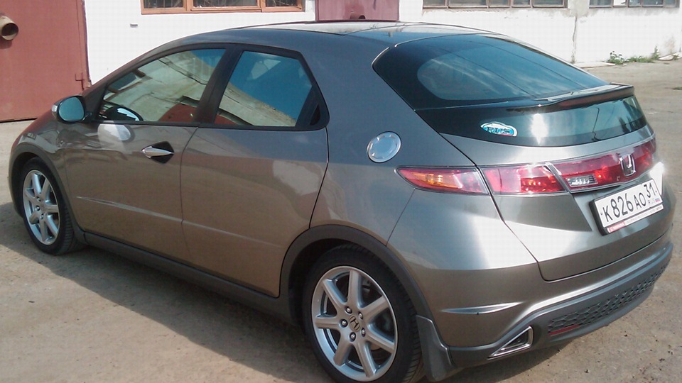 Honda Civic Glass