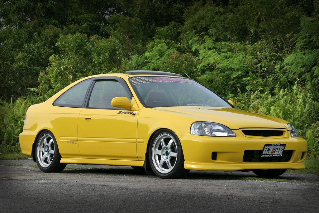 Honda Civic Yellow