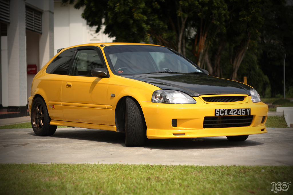 Honda Civic Yellow