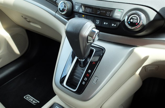 Honda CR-V 5 speed automatic transmission
