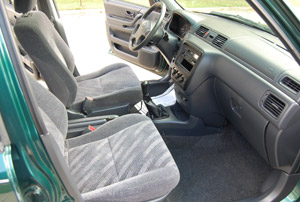 Honda CR-V 5 speed manual