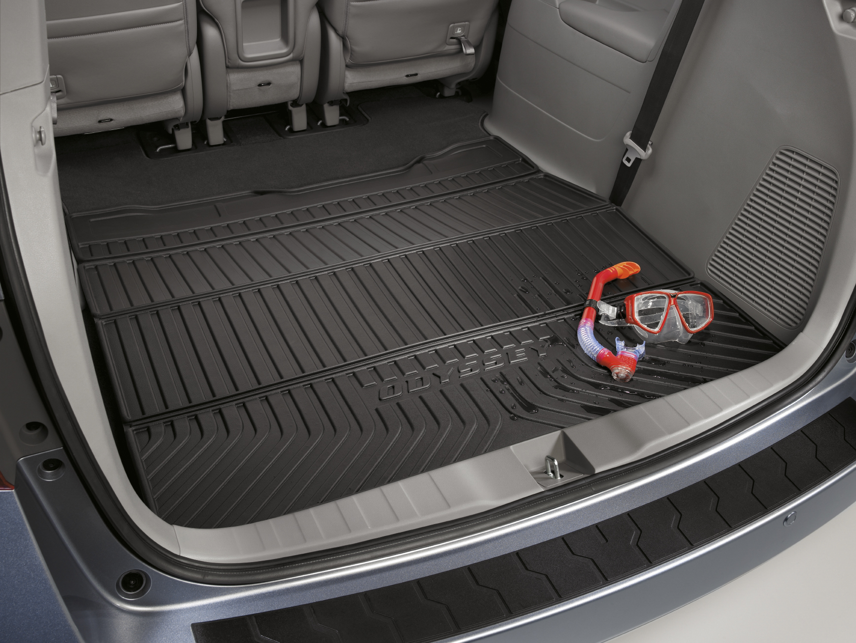 Honda CR-V cargo mat