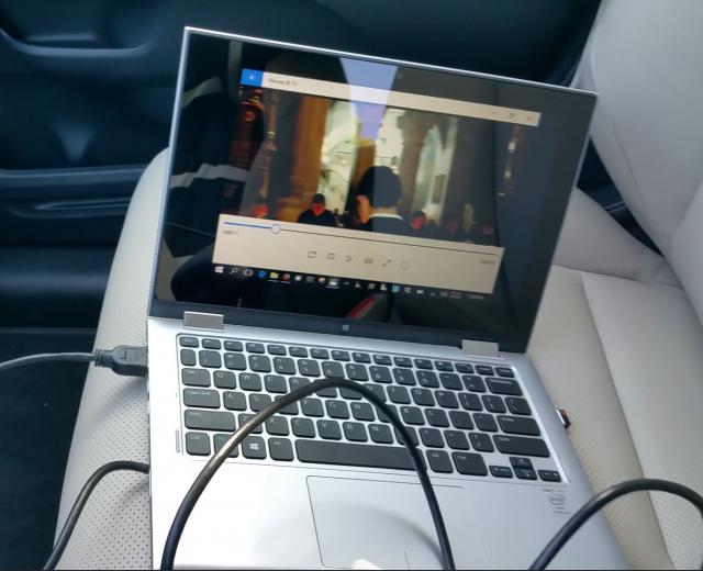 Honda CR-V hdmi cable