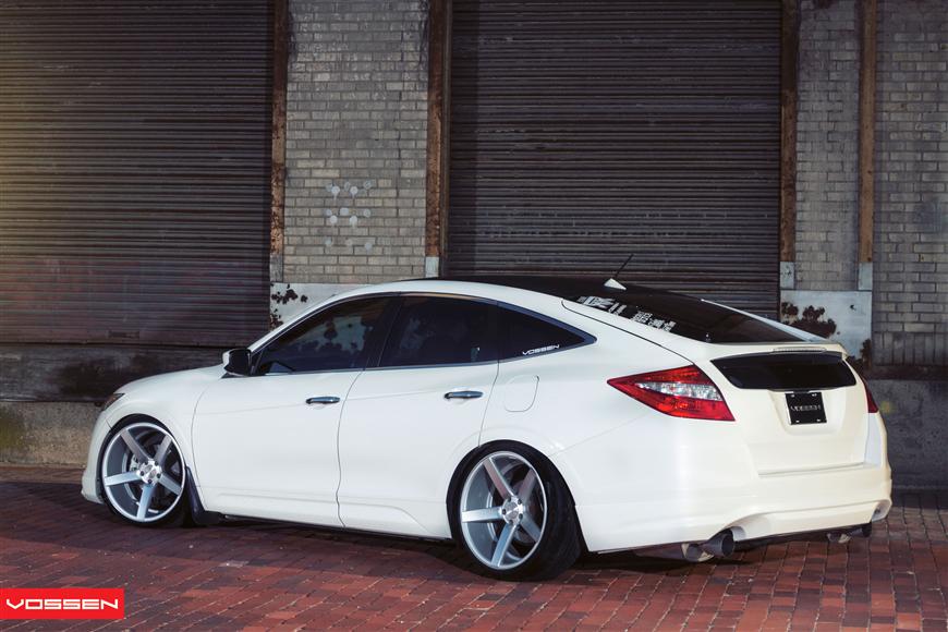 Honda Crosstour Lowered
