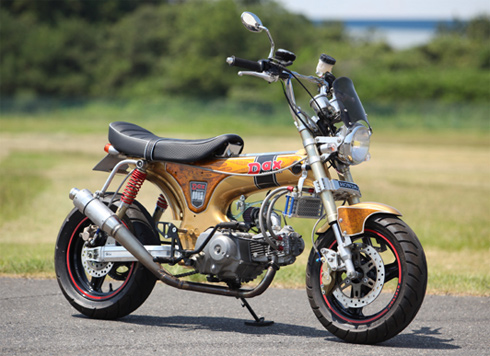 Honda Dax Clone