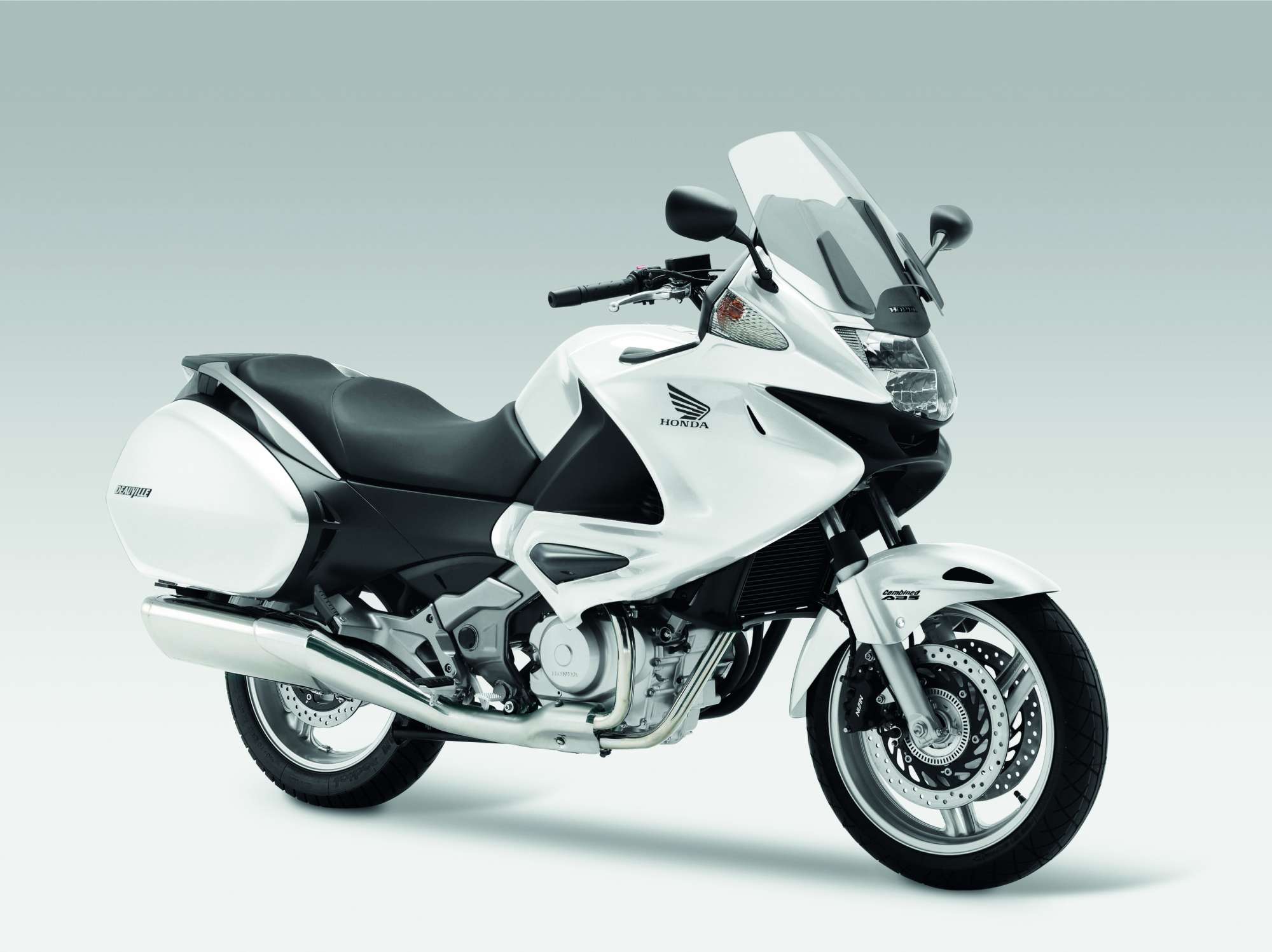 Honda Deauville 2014