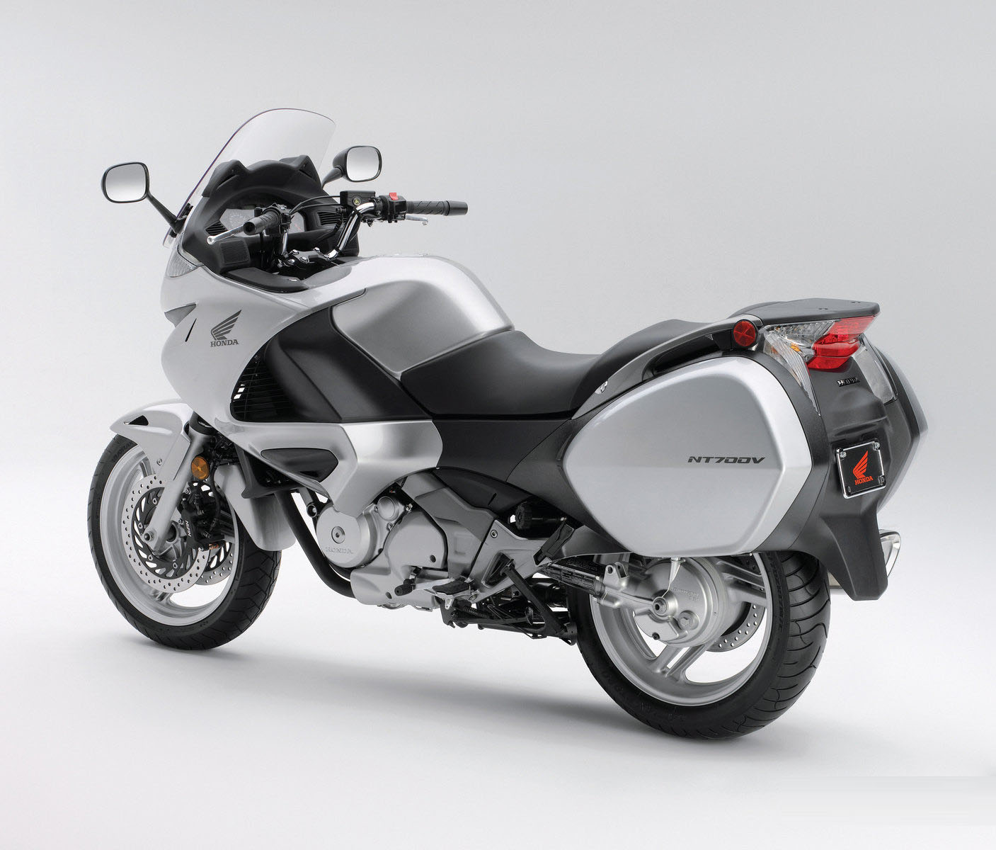 Honda Deauville 700