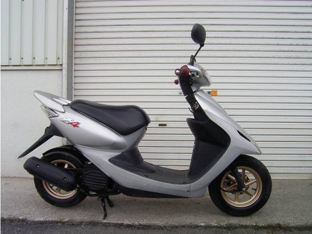Honda Smart Dio Z4