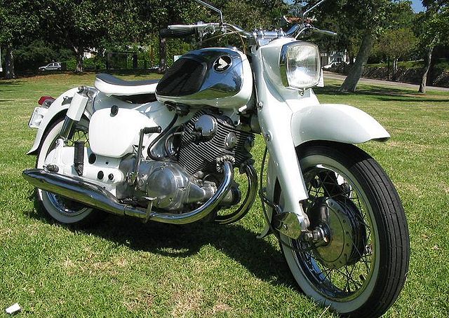 Honda Dream Ca77
