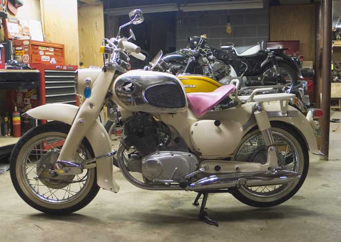 Honda Dream Ca77
