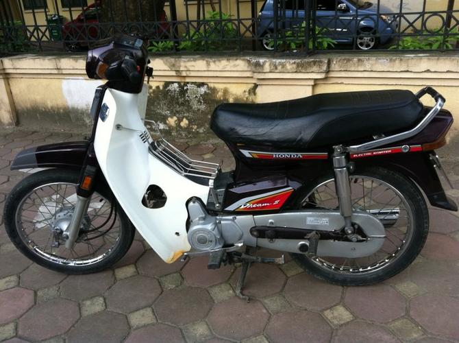 Honda Dream Scooter