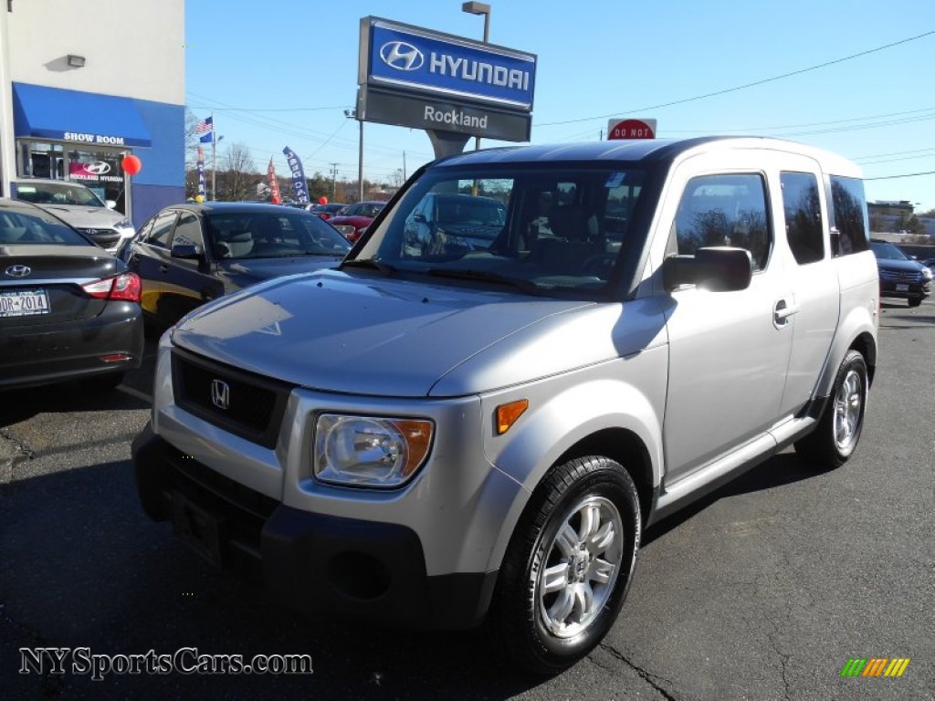 Honda Element Awd