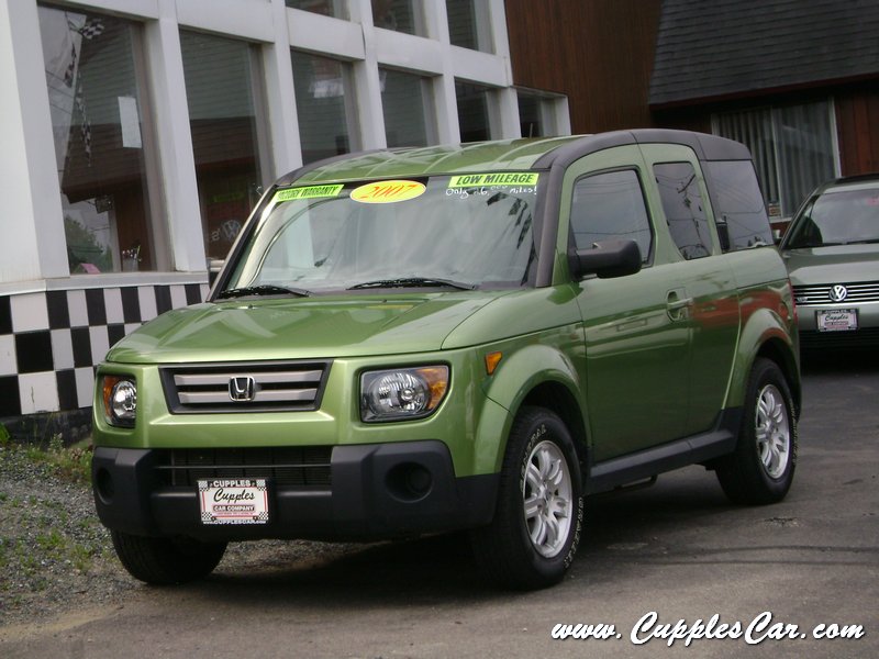 Honda Element Green
