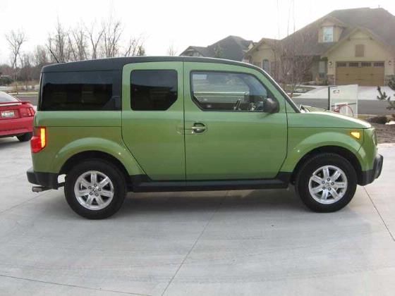 Honda Element Green