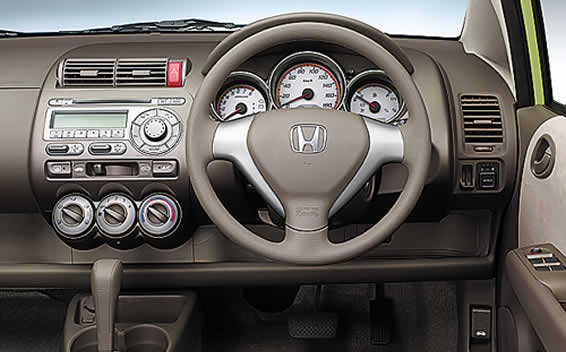 Honda Fit 2004