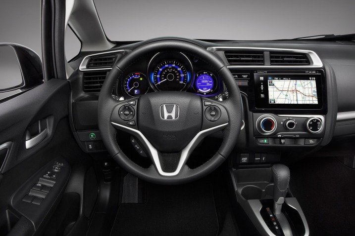 Honda Fit Hybrid 2016