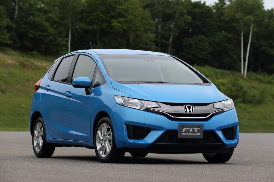 Honda Fit Hybrid 2016