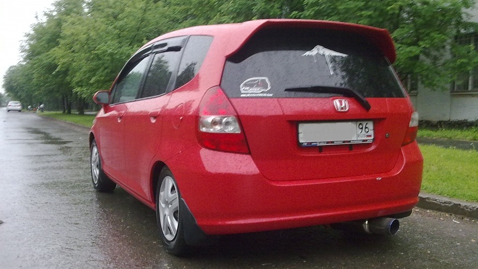 Honda Fit Red