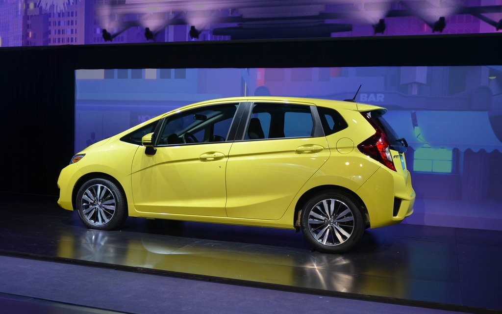 Honda Fit Yellow 2015