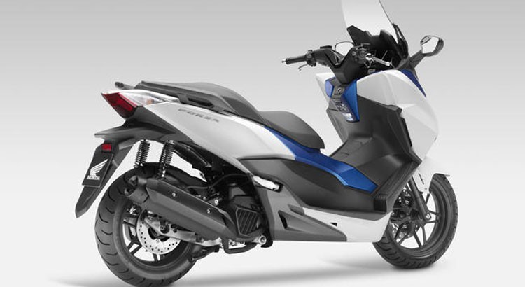 Honda Forza 300 2015