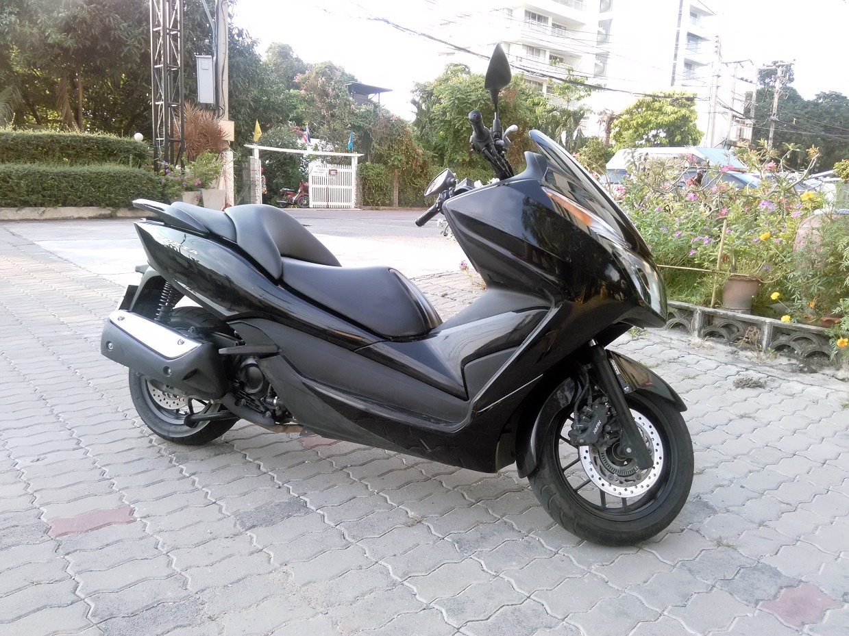 Honda Forza 300cc