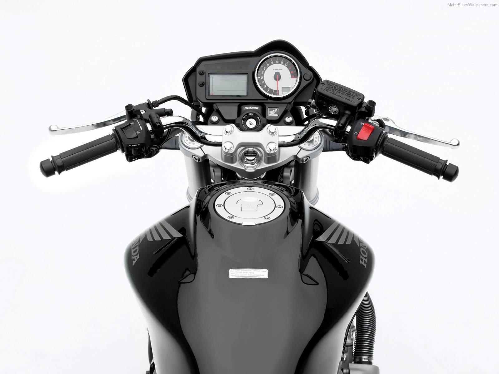 Honda Hornet 599
