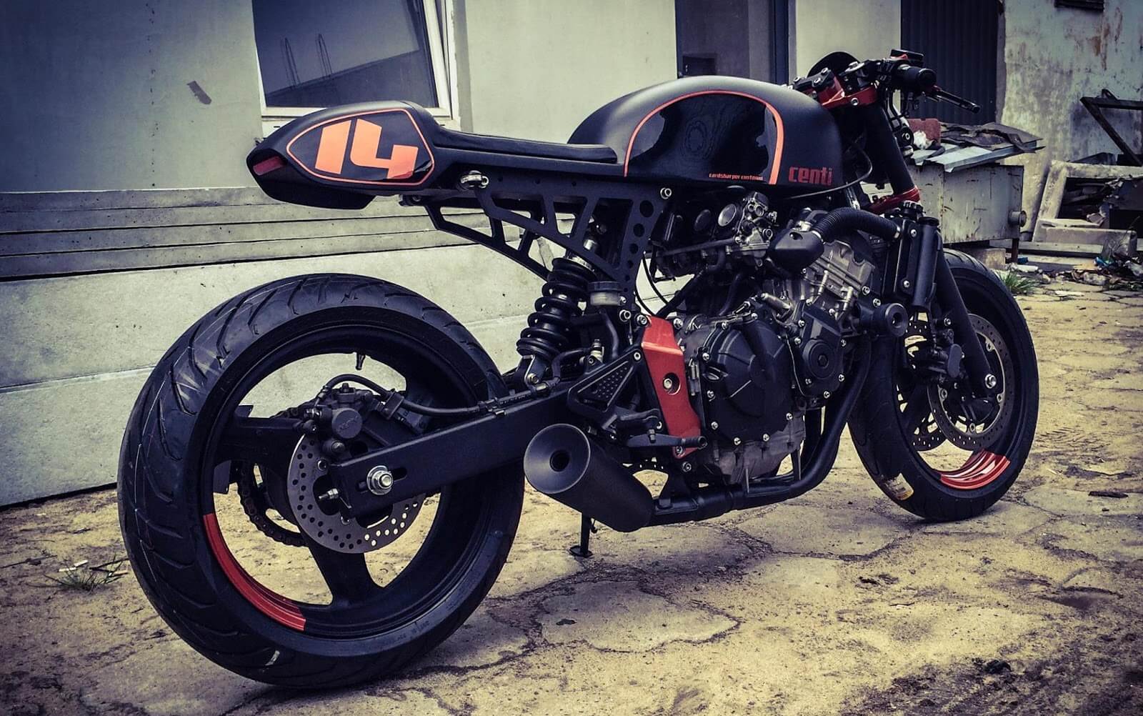 Honda Hornet Cafe Racer