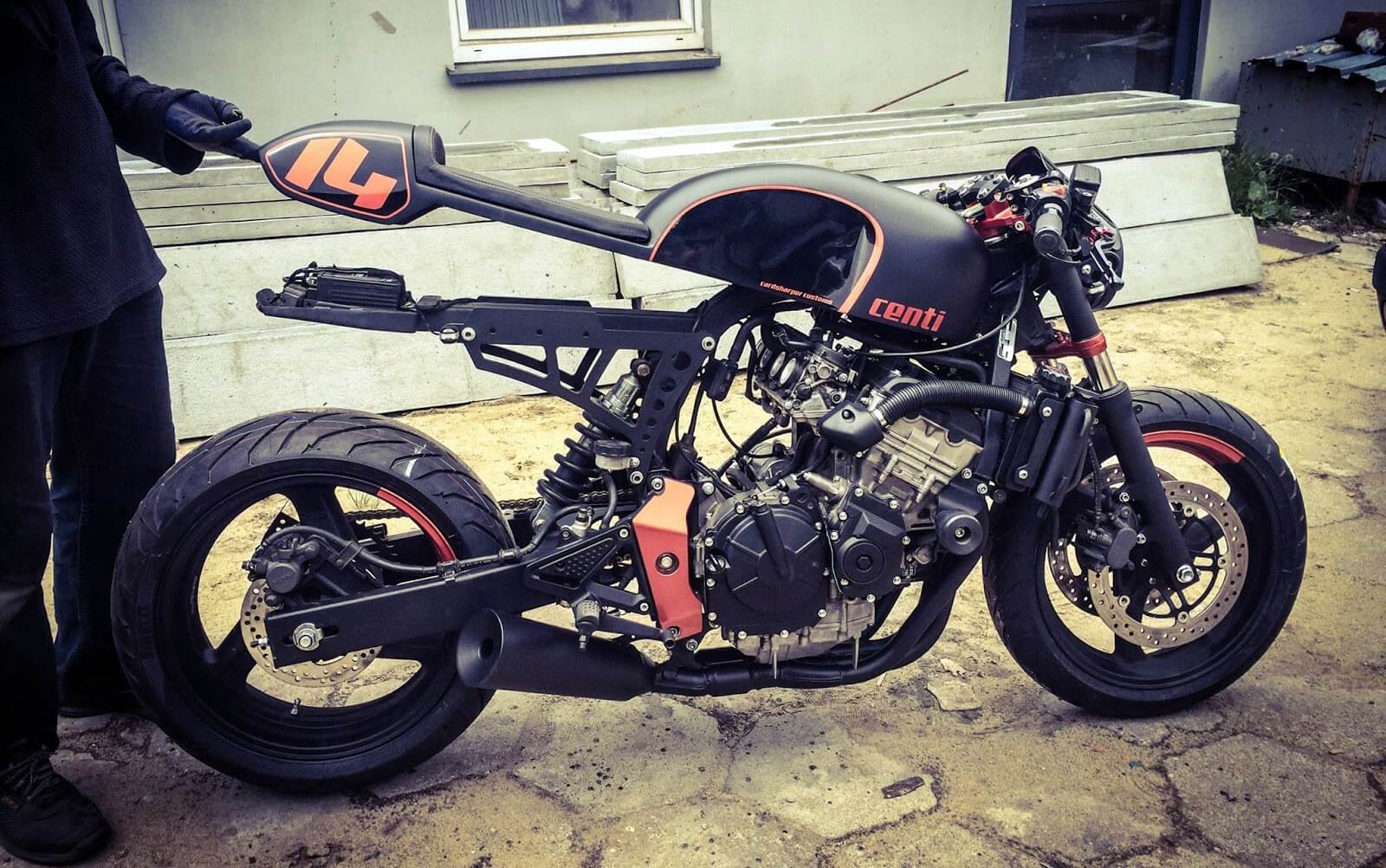 Honda Hornet Cafe Racer