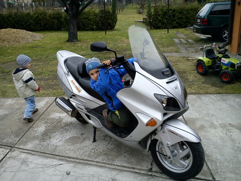 Honda Jazz 250