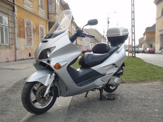 Honda Jazz 250